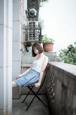 老板的年轻妻子免费观看电视剧